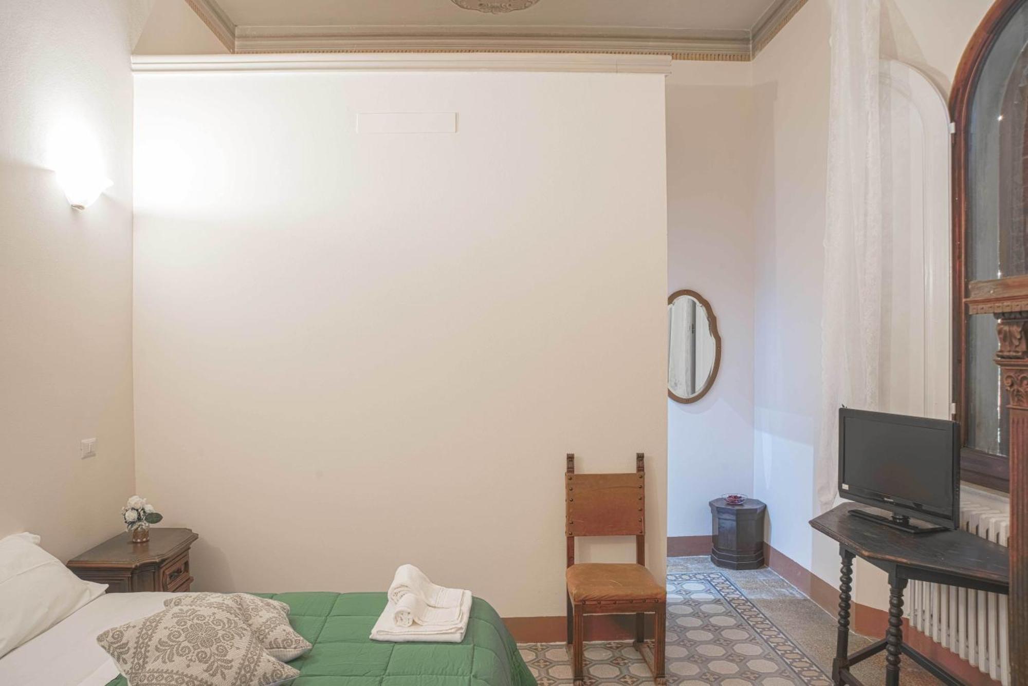 La Chicca B&B سيينا الغرفة الصورة